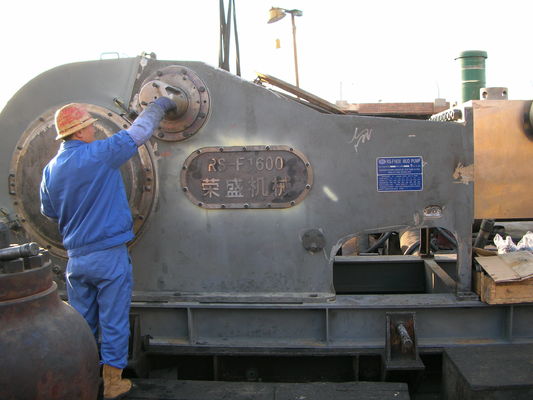 Pompy błota wiertnicze F500-F1600 1640KW 2200HP API 7K Diesel Pump